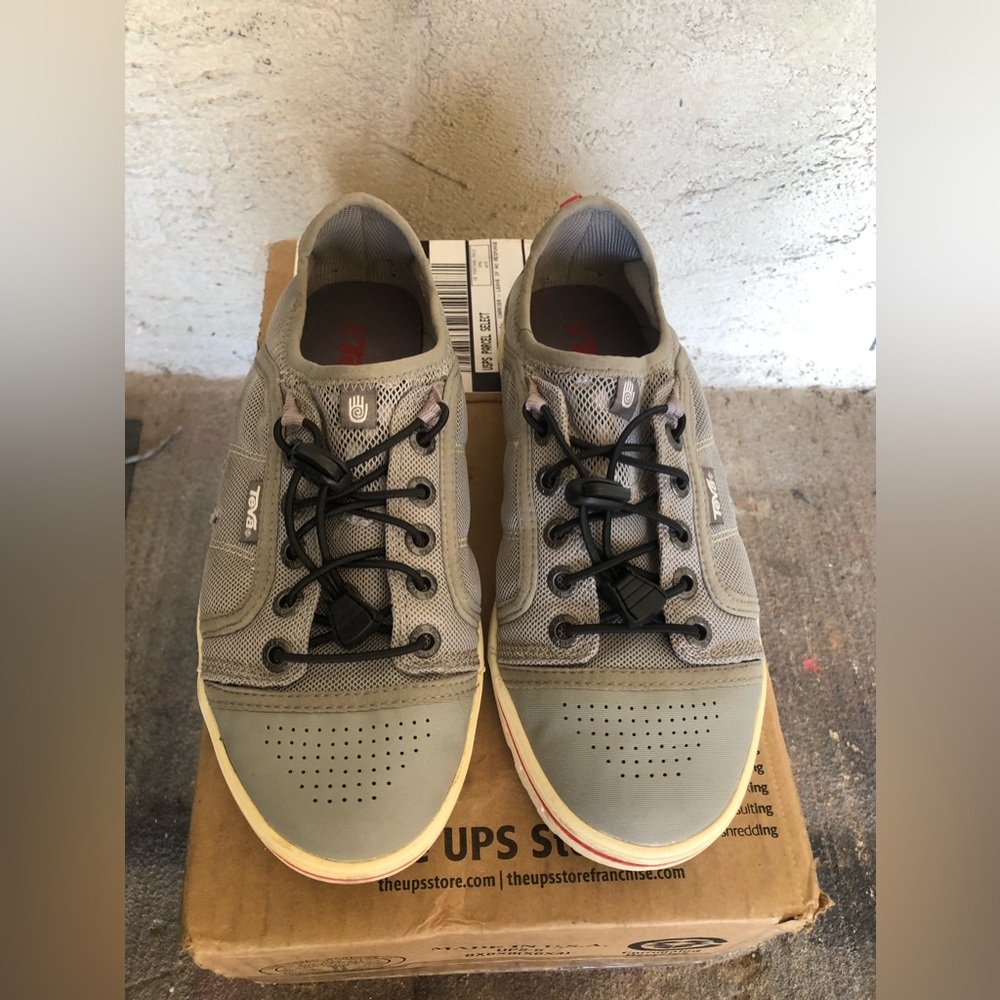 Mens Teva water shoes
